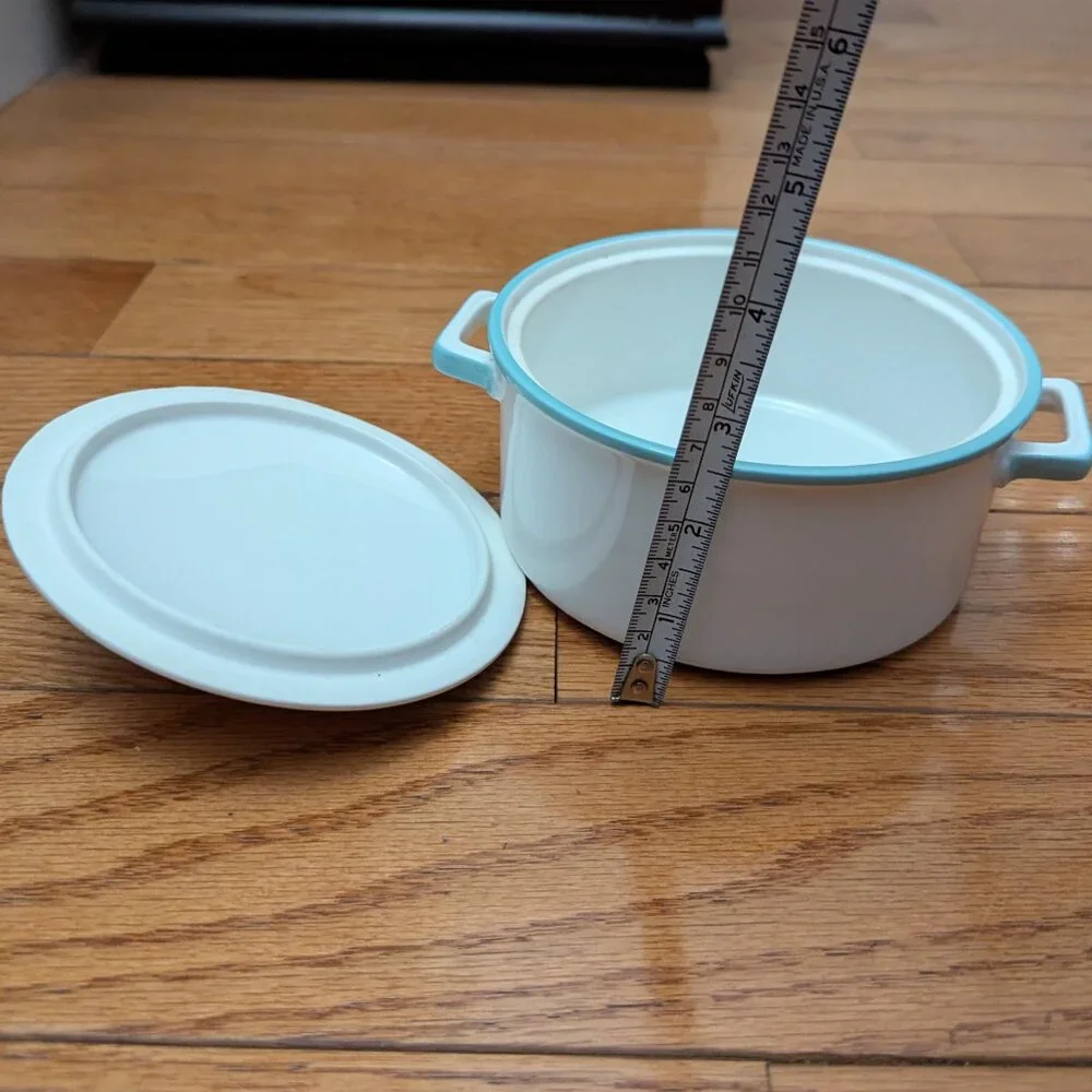 Porcelain Casserole With Lid by Grace 5
